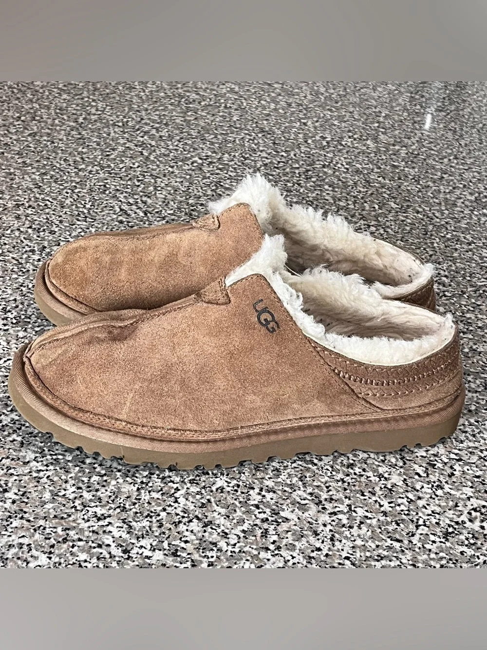 UGG Newman Suede Slippers Mens 9